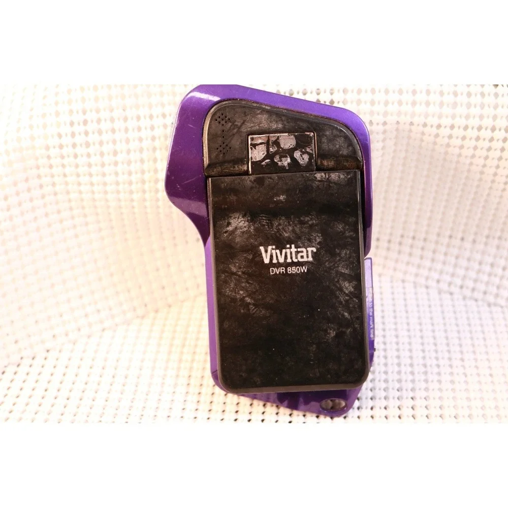 Vivitar DVR 850W Digital Camcorder Purple Broken Lens For Parts Repair